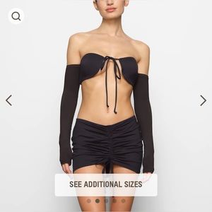 Skims Long Sleeve Swim Top